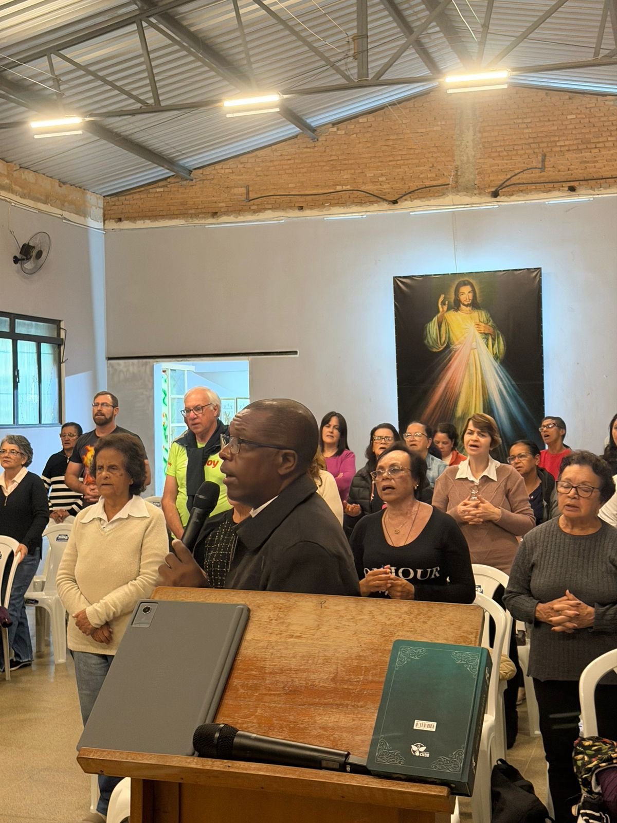 Formação Paroquial sobre a Fé reúne comunidade no Salão Padre Ivo