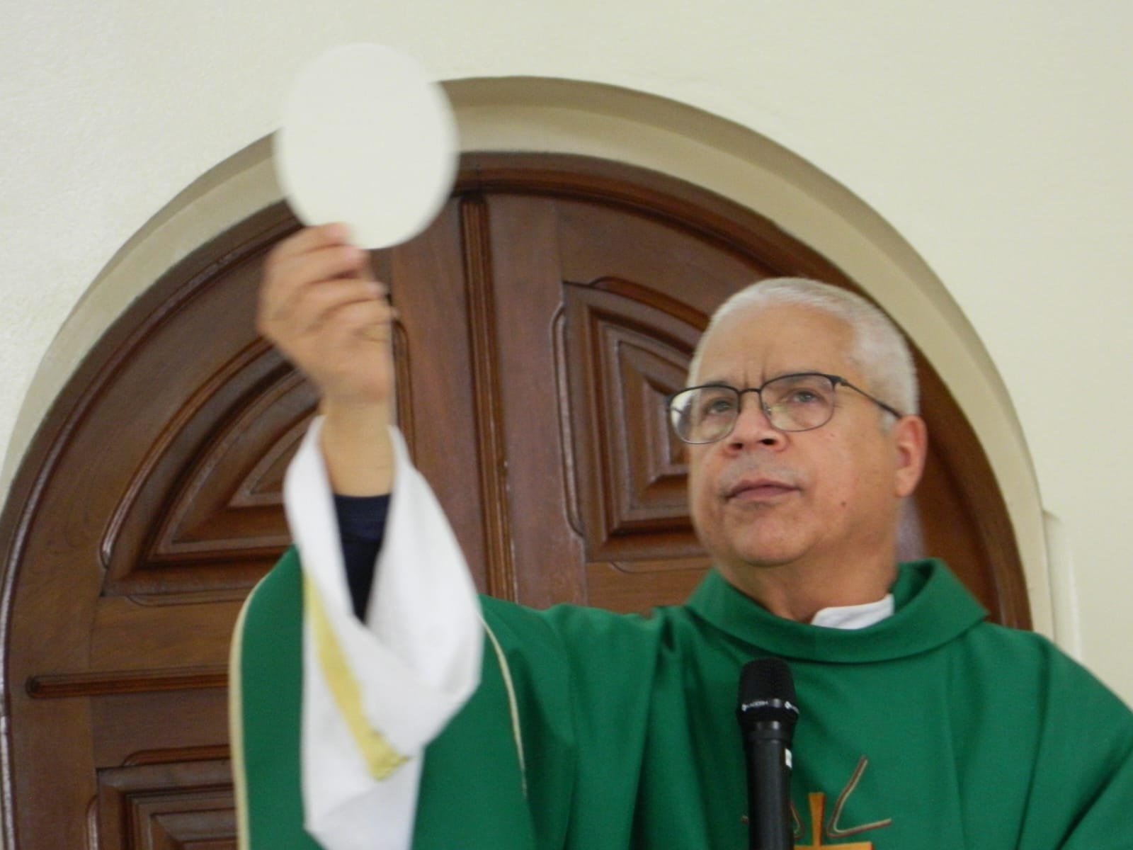 Se é tão fácil ir à Missa aos domingos, por que não vamos?