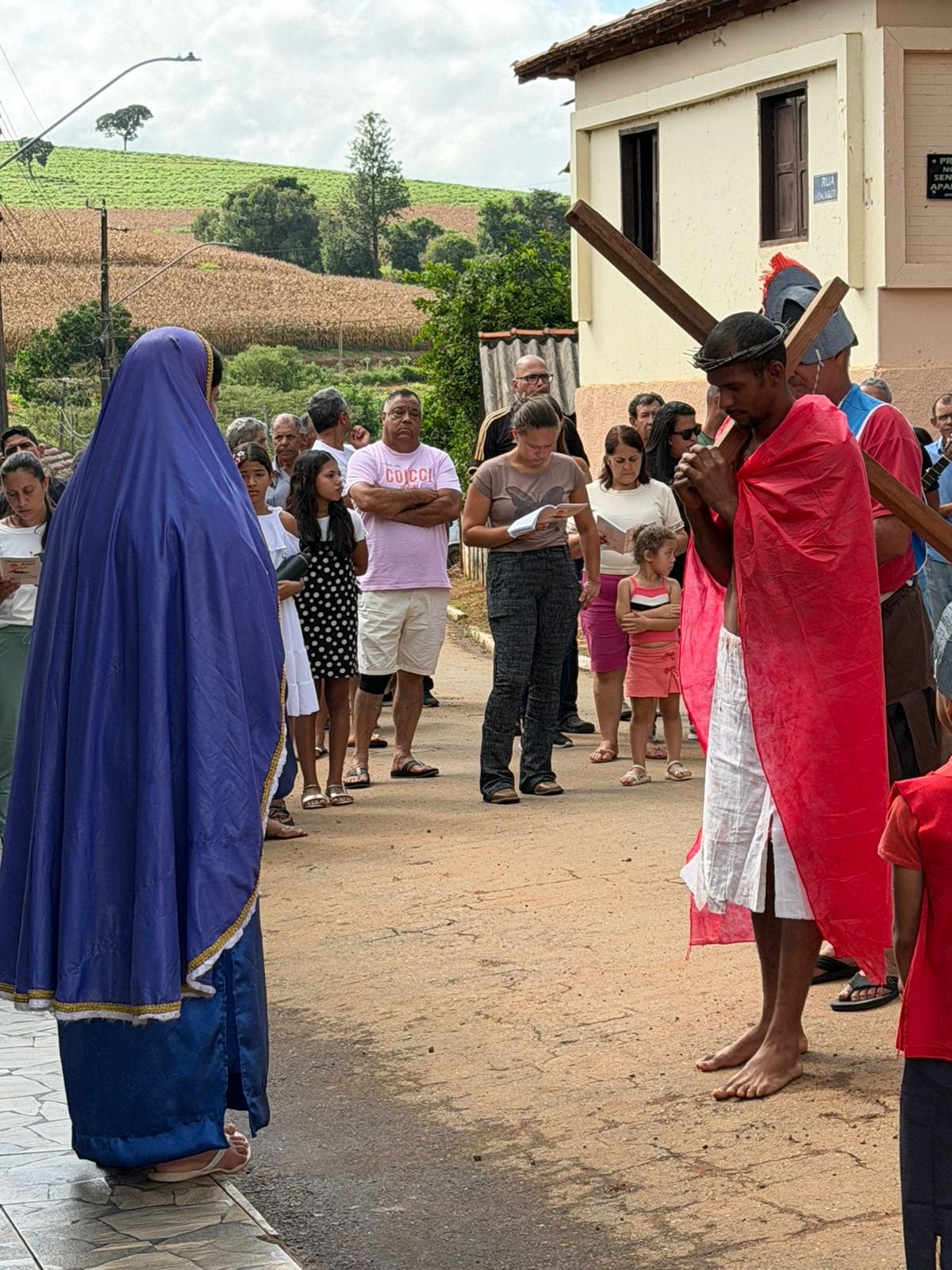 Via-Sacra: Cristo anula o mal com o amor. Quem abusa do poder terá que responder perante Deus